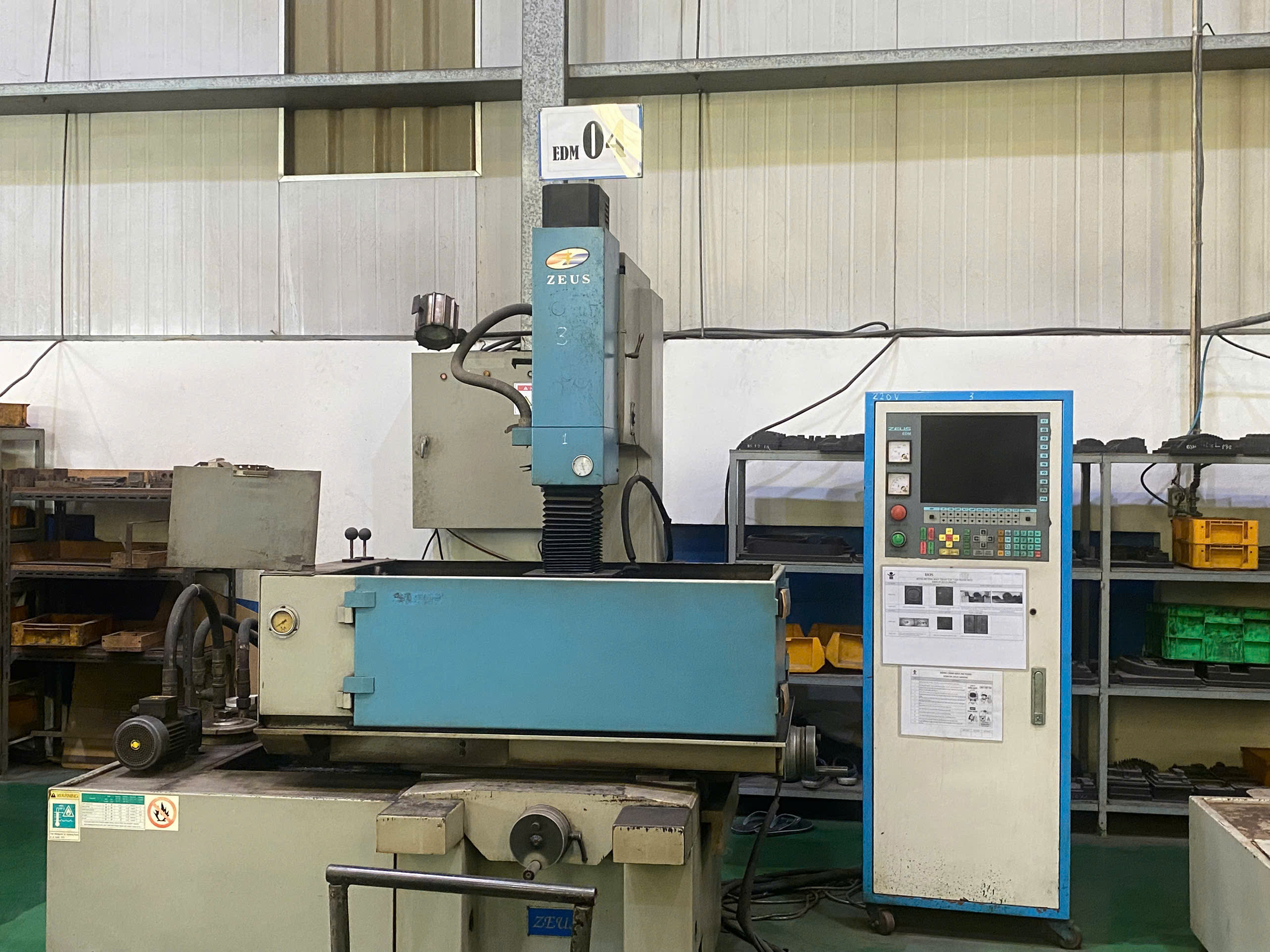 EDM machine 3.jpg